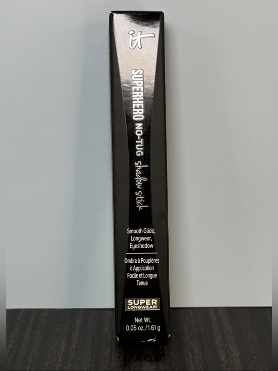 it cosmetics Other - iT COSMETICS SUPERHERO NO-TUG WATERPROOF EYESHADOW STICK (Bare & Brave) NIB